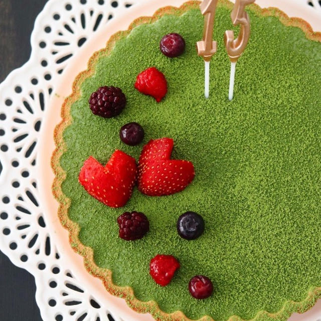 15歳の誕生日ケーキ【抹茶の二層タルト】
