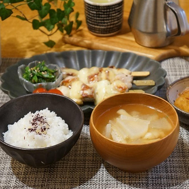 豚肉のチーズねぎま串焼き