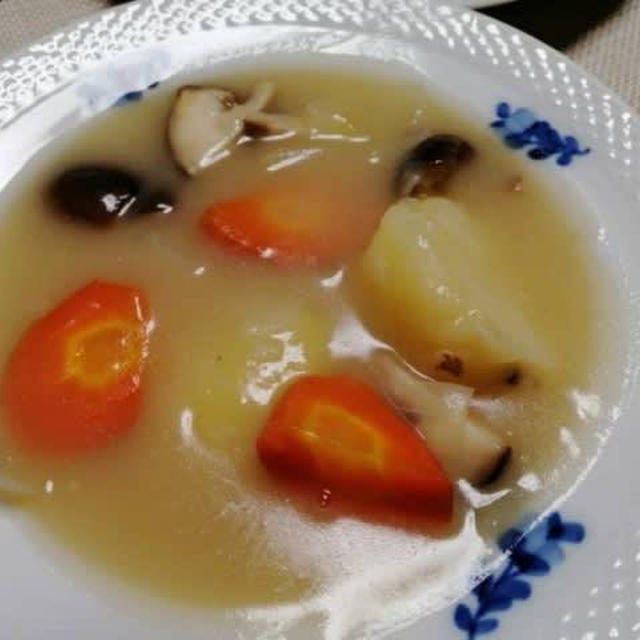 ホワイトシチュー　回鍋肉