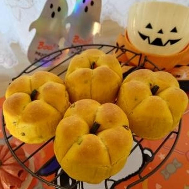 塩麴かぼちゃパン🧡