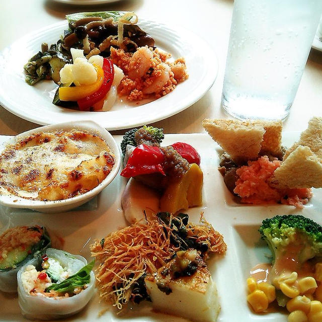 理想的なブッフェランチ