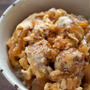 ボリュームいっぱいのつくね入り親子丼