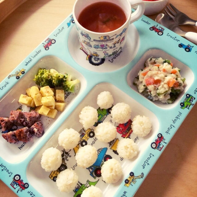 息子の昼ごはん・Tyrrell Katz