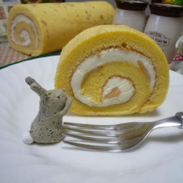 ピーナッツロールケーキ作りました！