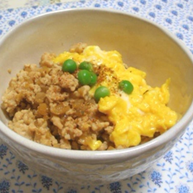 しっとり親子そぼろ丼で夕ご飯★