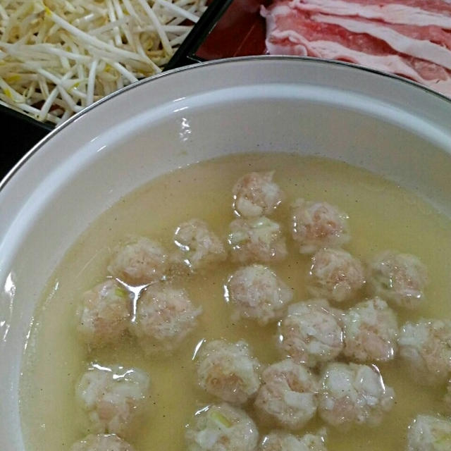 《レシピ有》創味シャンタンで鶏団子鍋、長女5歳美容室、食事の記録12/4。