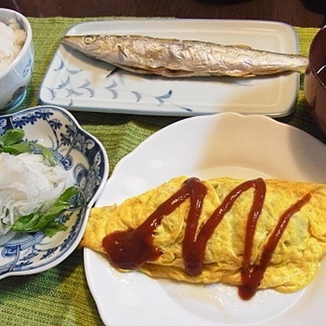 野菜が高い！そこでモヤシと豆苗のオムレツ