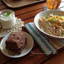 ベーコンクリームパスタｄｅランチ。パパの朝ごはん。鯛焼き。パンナコッタ。