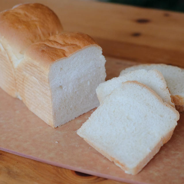 【レシピ】2017年の初焼きは、シンプルな山食パンでした♪