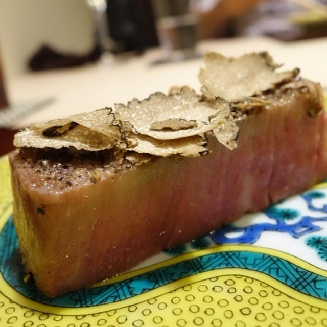 噂の「焼肉割烹 西麻布けんしろう」の「けんしろう焼き」とは？