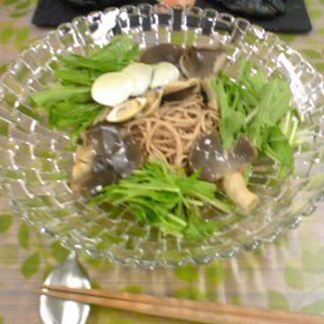 ひんやり蕎麦が嬉しい夜