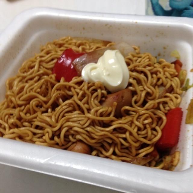 カップ焼きそば野菜炒め入り