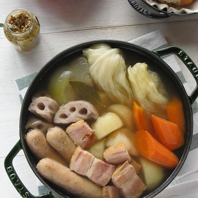 ストウブで作るポトフはオーブン煮で♪