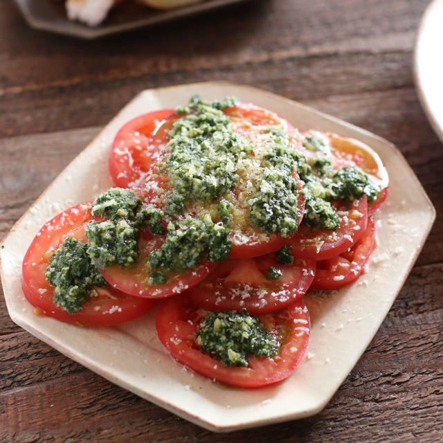 【レシピ】自家製ジェノバソースのトマトサラダ
