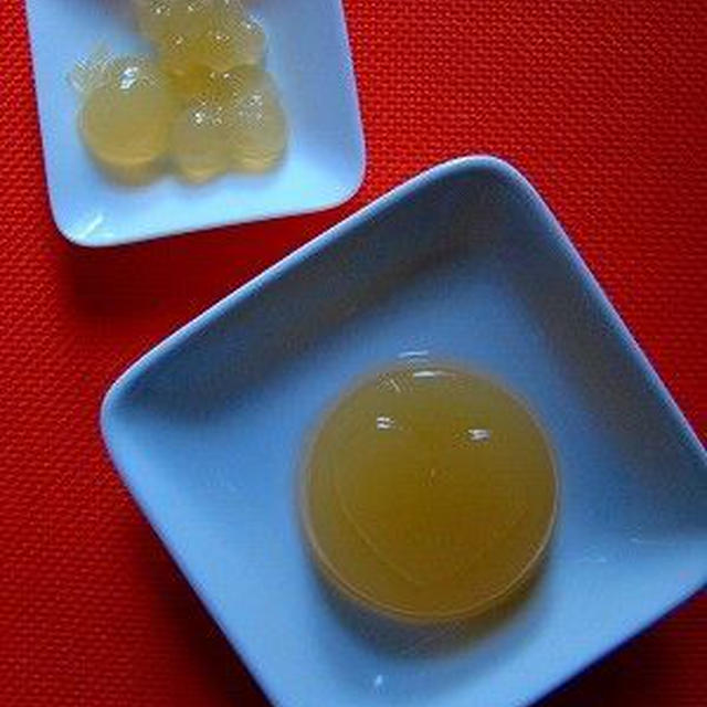 りんごジュースの寒天ゼリー　かため&やわらかめ