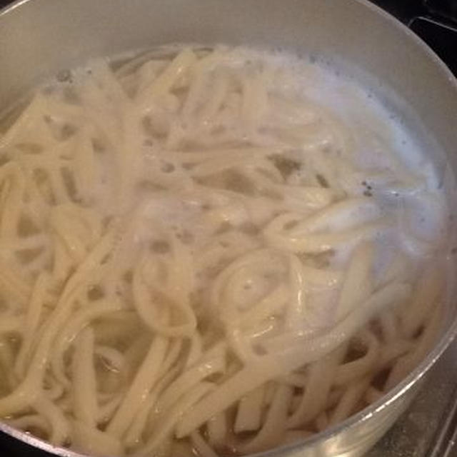 今週の麺は粉と水だけ、ホントに！