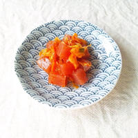 キムチとマグロ刺身の和え物
