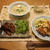 鮭のハーブパン粉焼なんかの　晩ご飯♪　と　手作り衣装で　『ＡＫＢ』♪