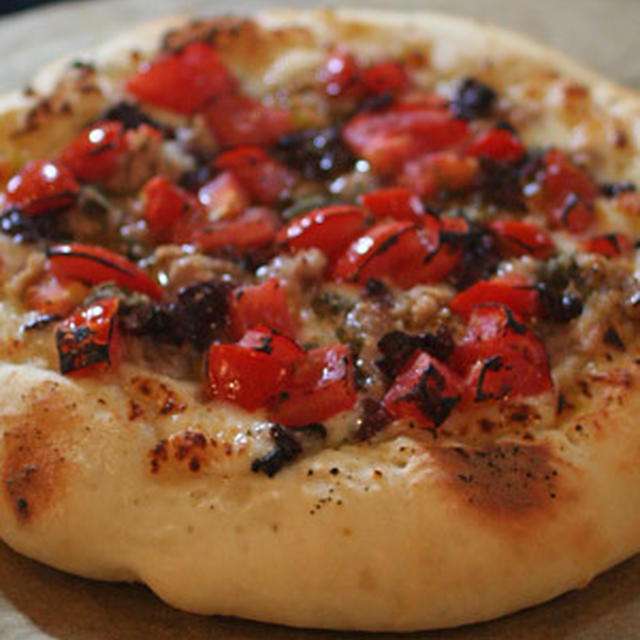 Pizza Tonno e Pomodoro