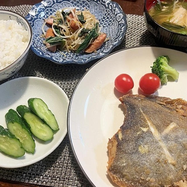 ベッドは要りません＆カレイの唐揚げ