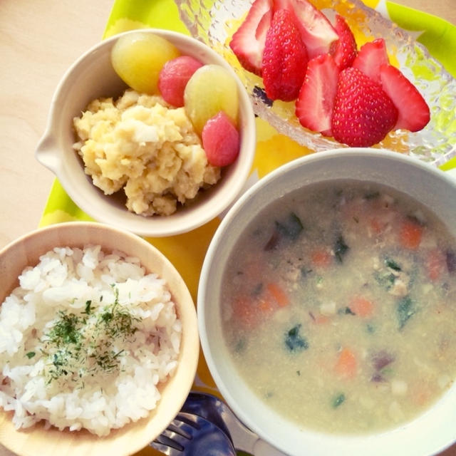 息子の昼ごはん