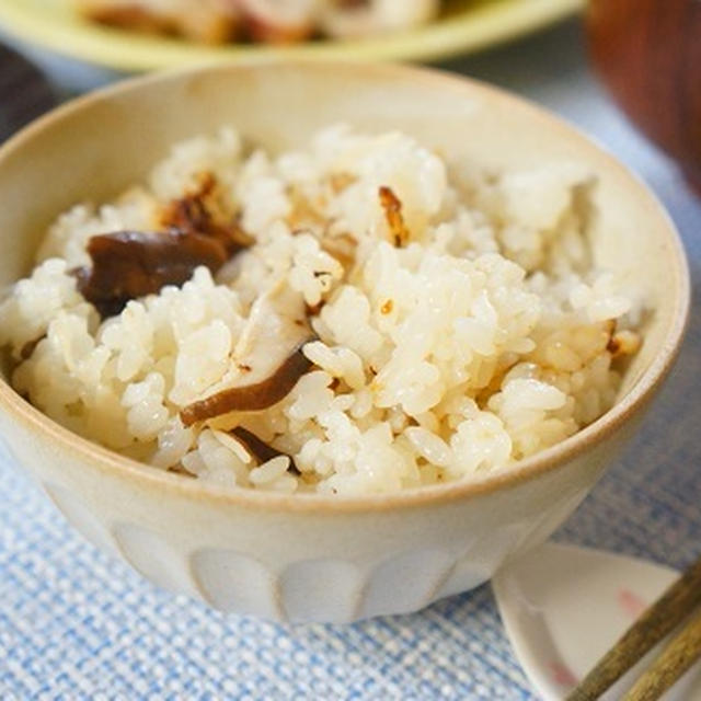 【モニター】おこげがおいしい♪これうまつゆできのこの炊き込みご飯