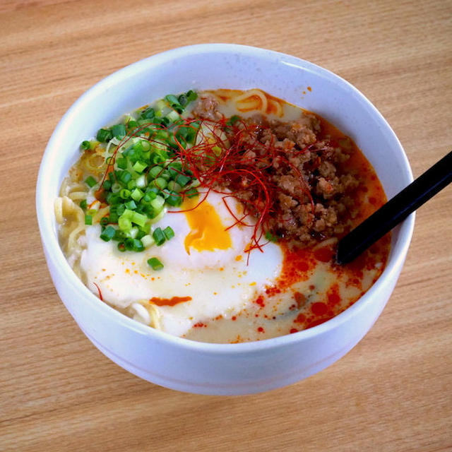 ちょい足しレシピ「日清ラ王担々麺」