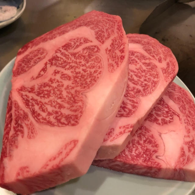 「人形町 今半本店」で鉄板ステーキ食べ放題〜！（牛肉記念日 限定）