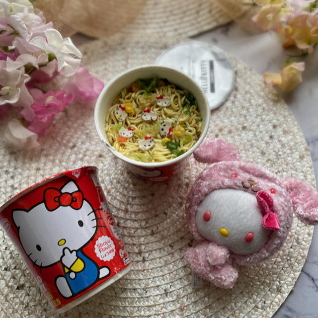 かわいい〜「ハローキティカワイイヌードル」
