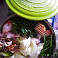 豊菜JIKAN鍋を大泉洋君で頂く至福。　材料入れて煮込むだけで旨い　野菜とモツ＆鶏鍋　　