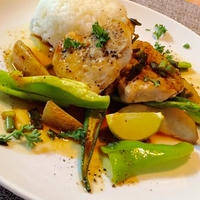 若鶏胸肉の低温ロースト  レモンとネギのソース