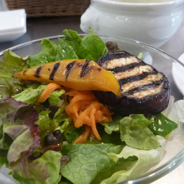 DEAN＆DELUCAでランチ