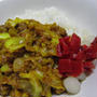 [時短♪]ザクザクキャベツのドライカレー/冷凍トマトのさっぱりサラダ