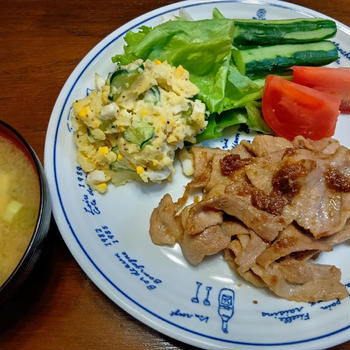 ワンプレートの献立「茄子の挽肉挟みフライ」「豚肉生姜焼き」