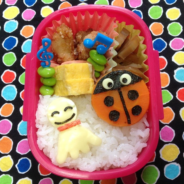 今日の【オレンジてんとう虫とてるてる坊主弁当♪】＆つくれぽサラダ と まねっこパン☆