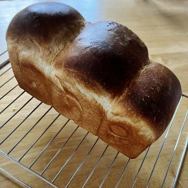 久しぶりの山食パンとお味噌