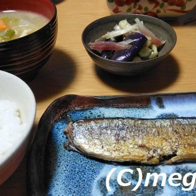 新鮮な生秋刀魚で塩焼き＆美味しいホッケの干物を焼きました。別々の日です(*"ー"*)ﾌﾌｯ♪