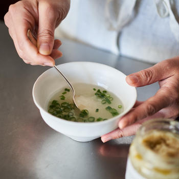 しょうがねぎ麹の溶くだけスープ