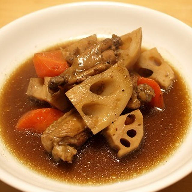 鶏手羽とれんこんのバルサミコ煮