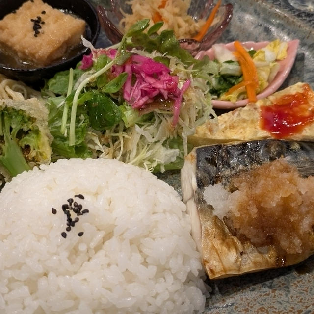 お弁当・・お休み中