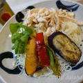 【レシピ】 鶏と夏野菜のエスニック素麺（そうめん）白いエスニック風チキンスープがポイント！