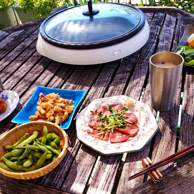 バルコニーでBBQ、牛豚生ラムで肉フェス初日