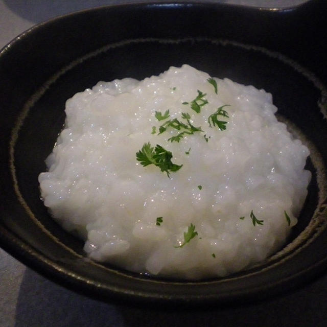 鶏だしの効いたおかゆが美味しい〜