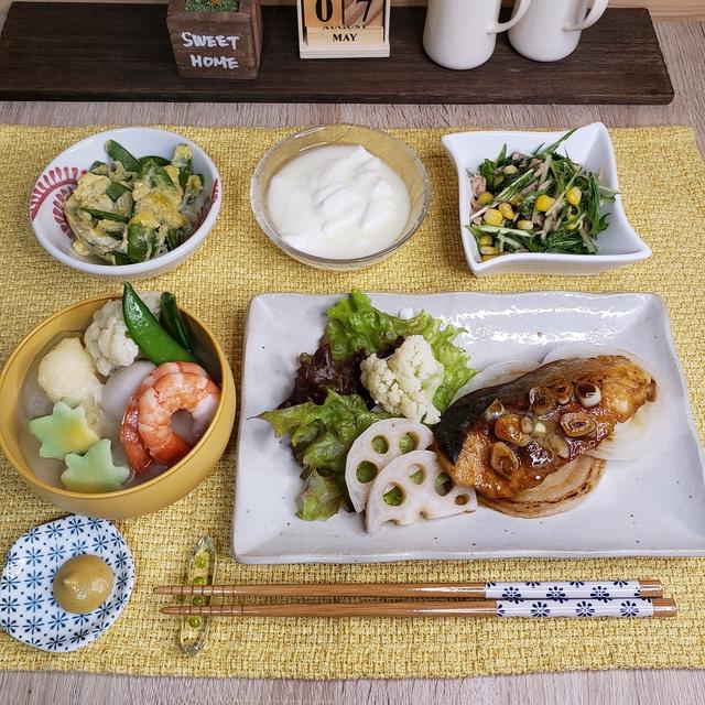 365日の献立　５月７日　白みそ仕立てのお味噌汁
