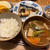 【汁物シリーズ第50弾  プロのレシピで豚汁定食　味噌は二回に分けて溶き入れる】