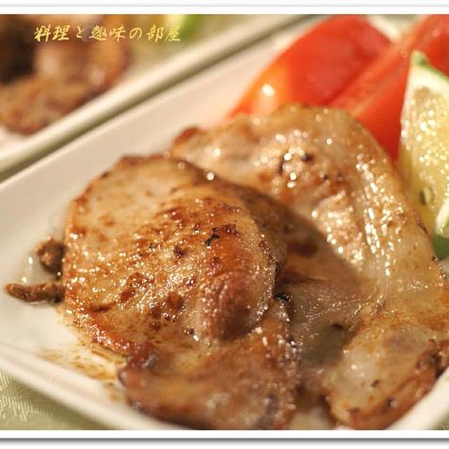 《晩ご飯のご紹介です。》豚ロース肉の生姜焼き／ヒジキと豆腐の五目炒め煮／渡り蟹の味噌汁
