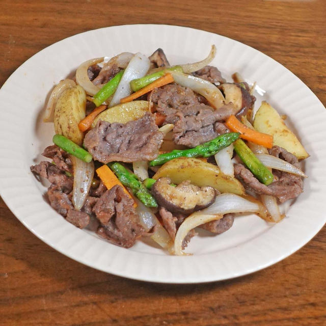 牛肉と春野菜のコクうま焼肉炒め