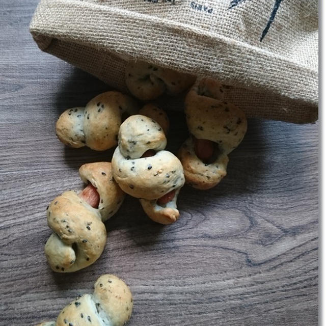 王子用のミニミニ惣菜パンと、またまた園庭での話★