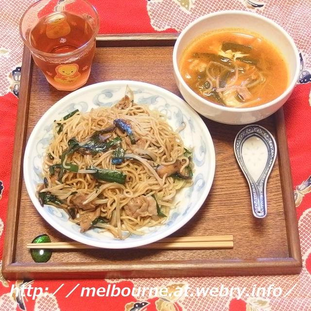 またまた　焼きそば de　朝ごはん！