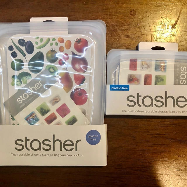 楽天お買い物マラソンでキッチン雑貨　スタッシャー  シリコーンバッグ　イッタラのプレート